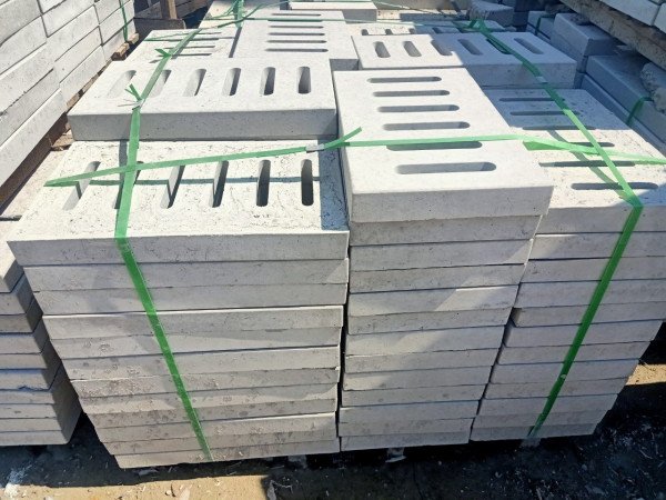Tấm chắn rác bê tông, bê tông cốt thép