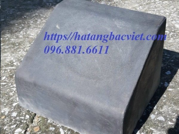 Bó vỉa bê tông giả đá 23x26x30